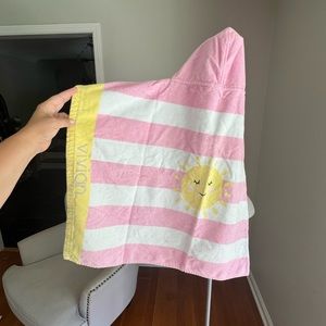 Vivian embroidered baby towel PB Kids